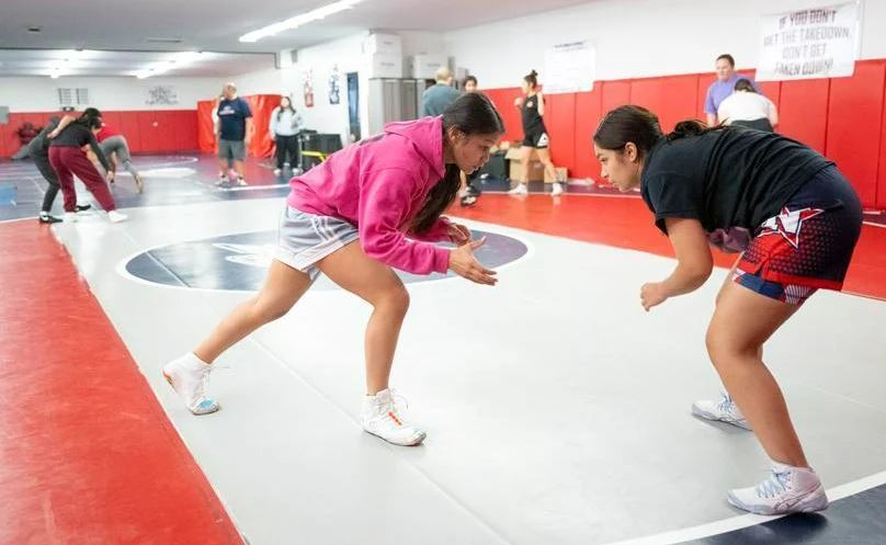 Girls Wrestling Begins at High Schools 