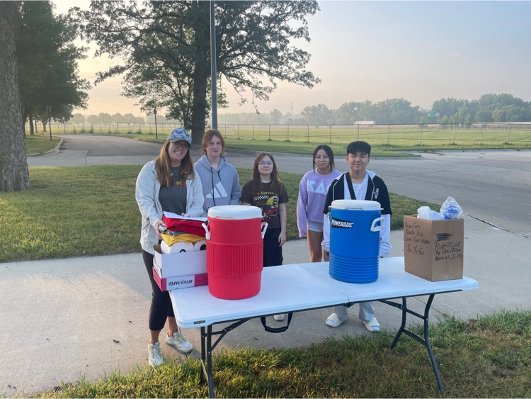 HOSA ready at water station. 